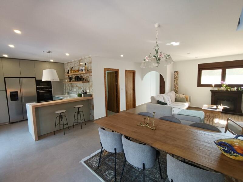 5 спальная комната вилла продается