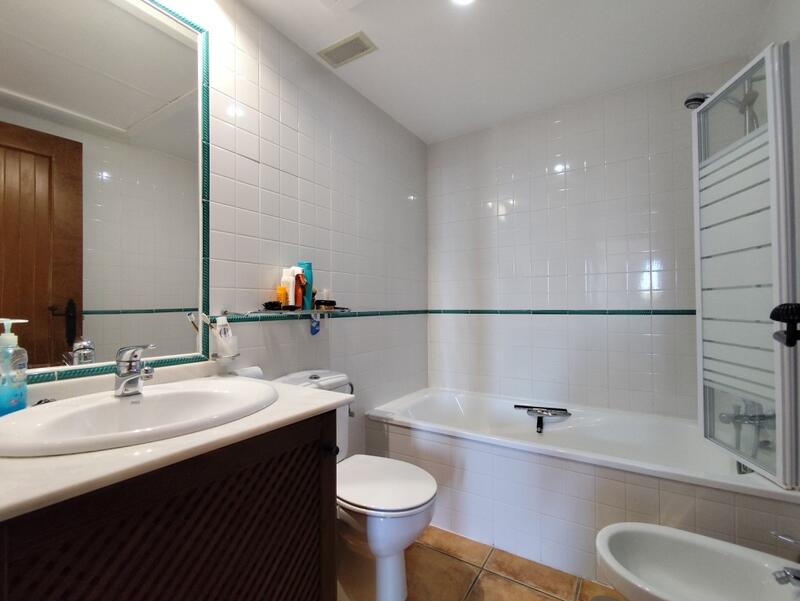 2 slaapkamer Appartement Te koop