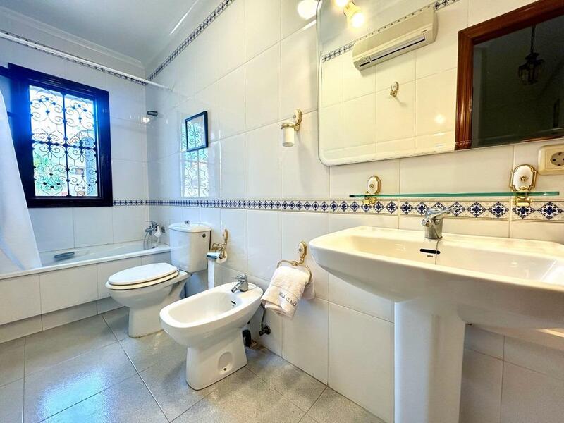 4 bedroom Villa for sale