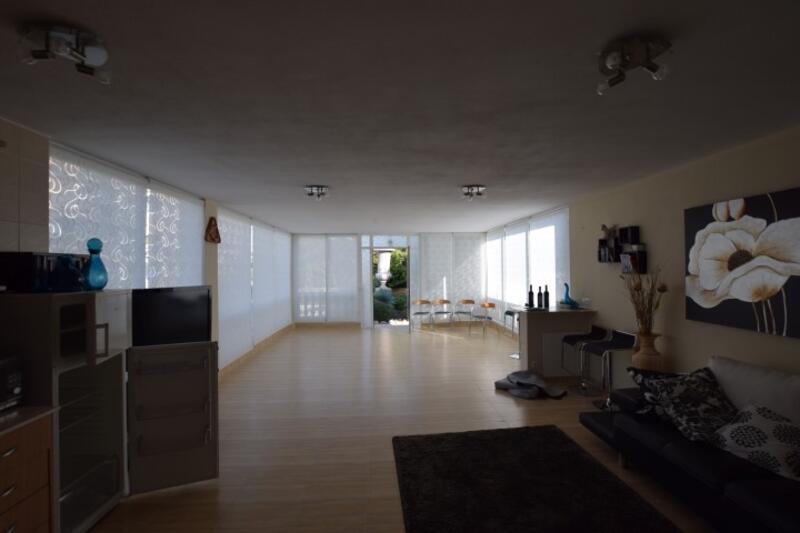 5 bedroom Villa for sale