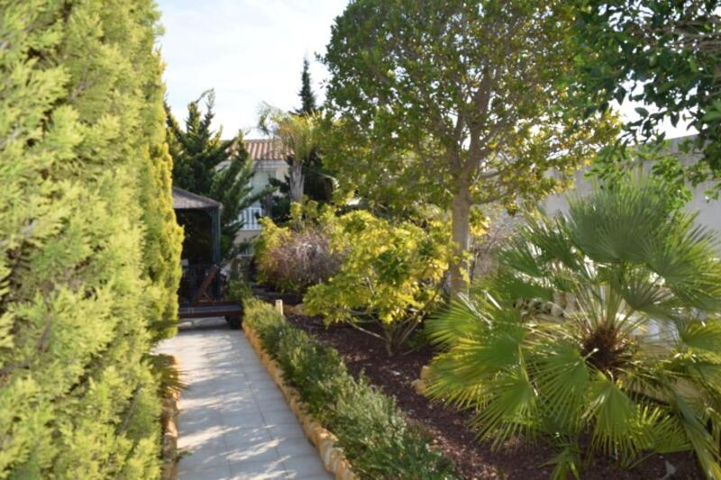 5 bedroom Villa for sale