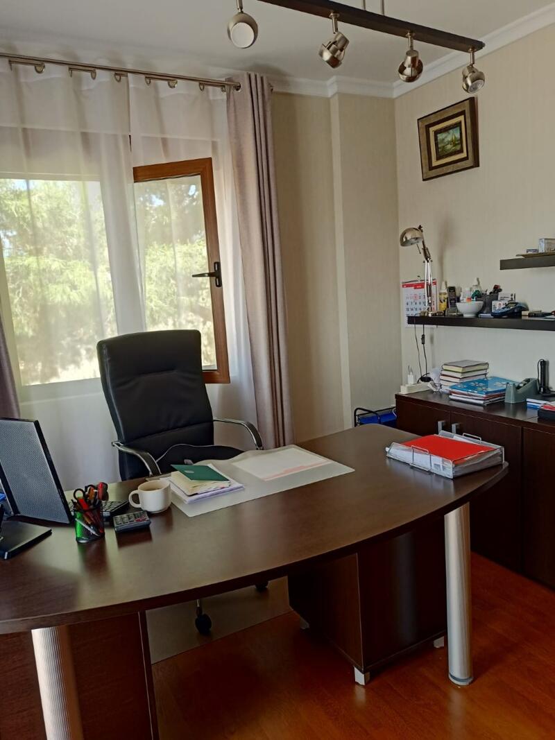 5 bedroom Villa for sale 5 bedroom Villa for sale