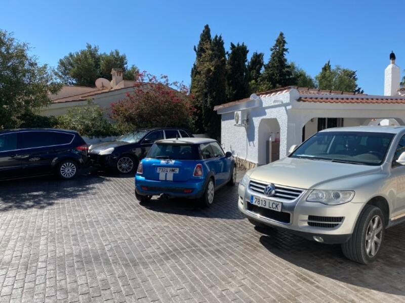 3 bedroom Villa for sale 3 bedroom Villa for sale