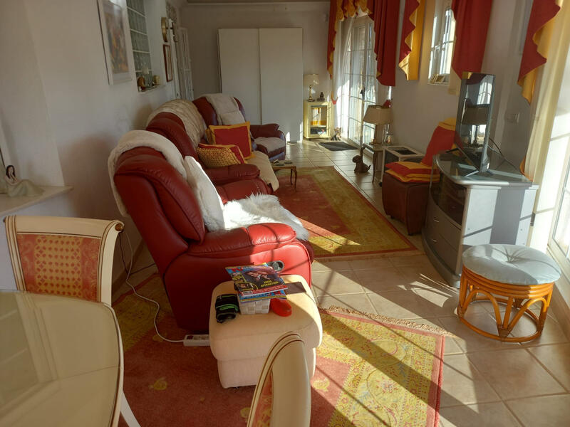 5 bedroom Villa for sale