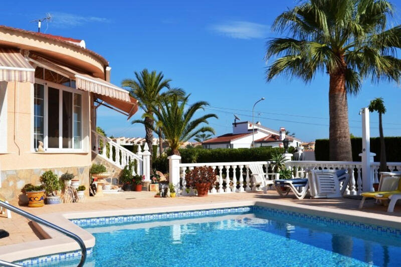 5 bedroom Villa for sale