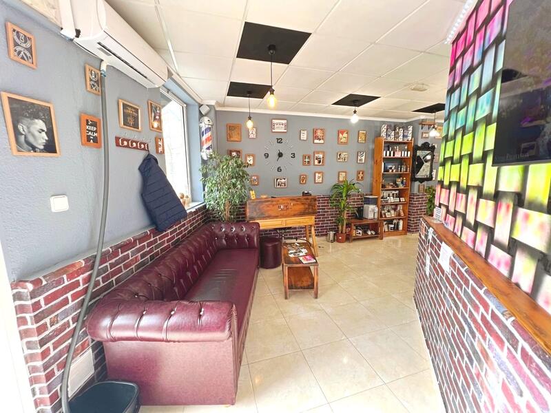 Handelsimmobilie zu verkaufen