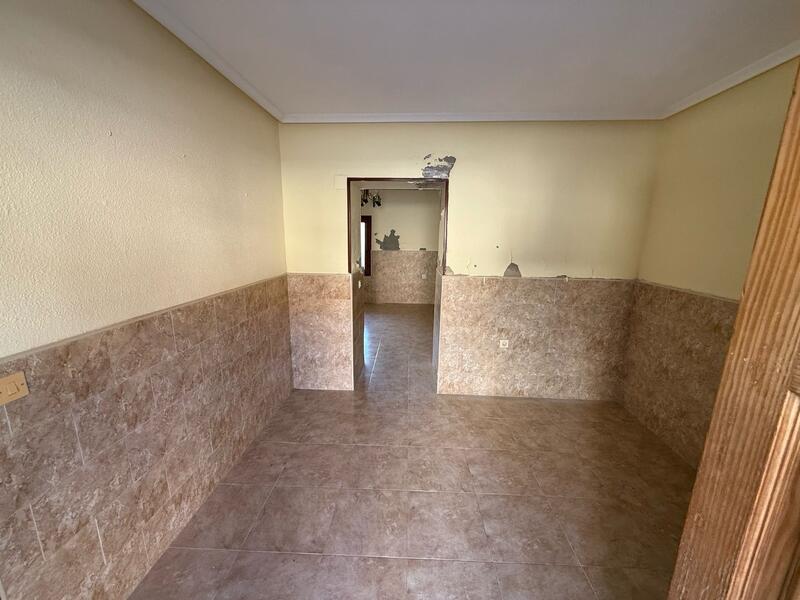 2 bedroom Townhouse for sale