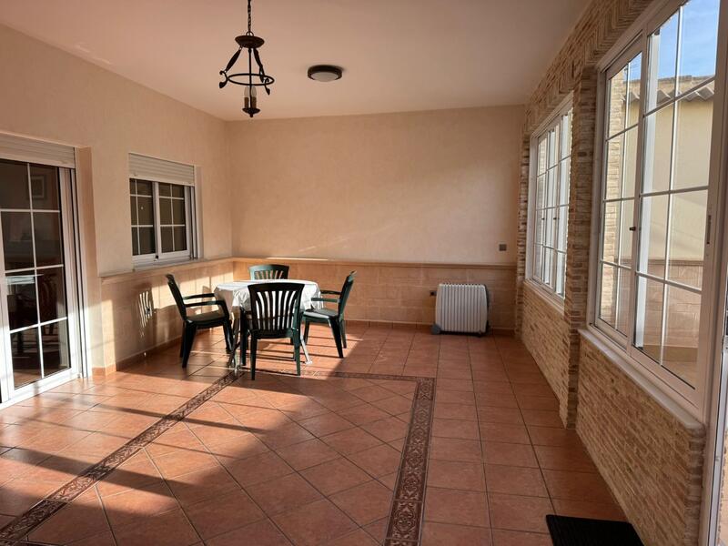 1 bedroom Townhouse for sale 1 bedroom Townhouse for sale