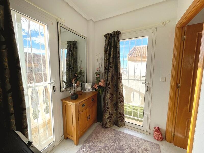 3 bedroom Villa for sale 3 bedroom Villa for sale