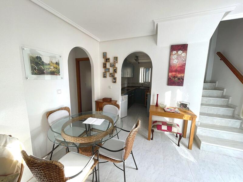 3 bedroom Villa for sale 3 bedroom Villa for sale