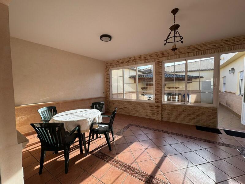 1 bedroom Townhouse for sale