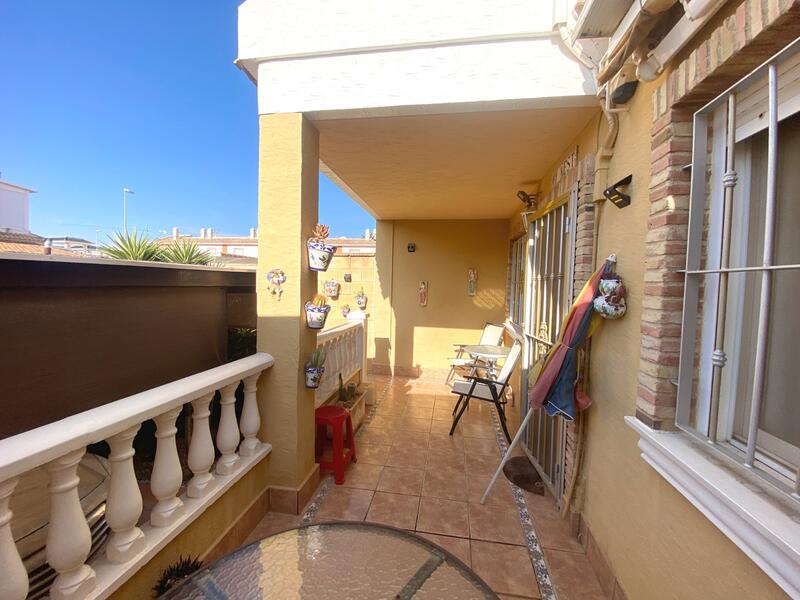 2 slaapkamer Villa Te koop 2 slaapkamer Villa Te koop