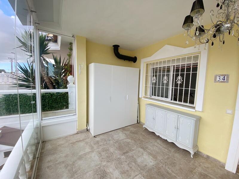 2 sovrum Radhus till salu