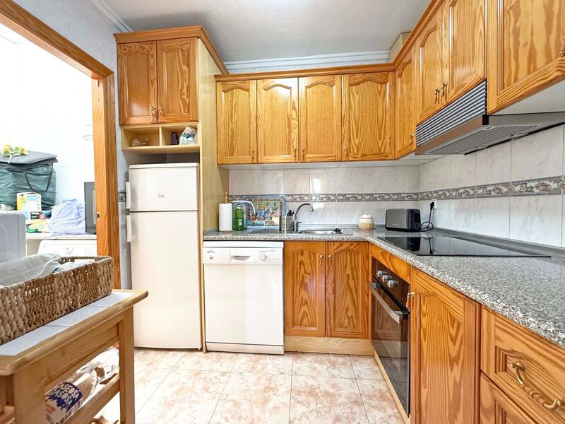 2 Cuarto Adosado en venta