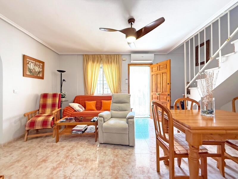 2 Cuarto Adosado en venta