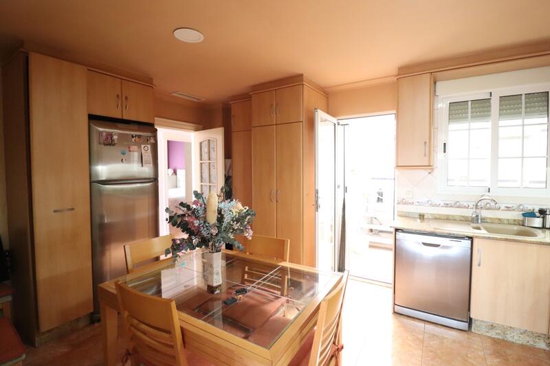 3 Cuarto Villa en venta