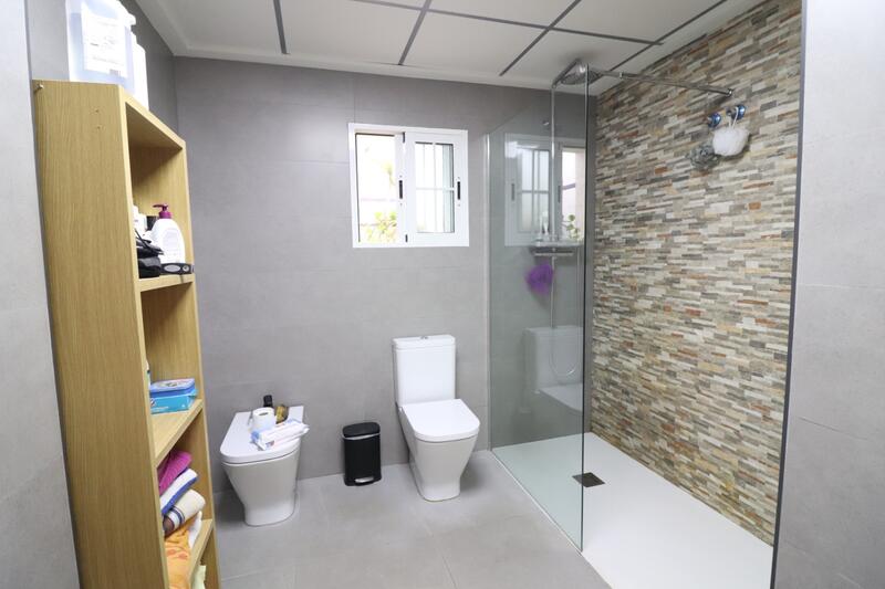 3 Cuarto Villa en venta