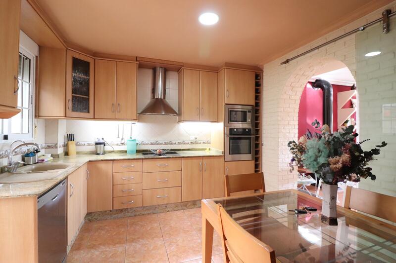 3 Cuarto Villa en venta