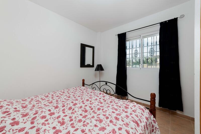 2 bedroom Townhouse for sale