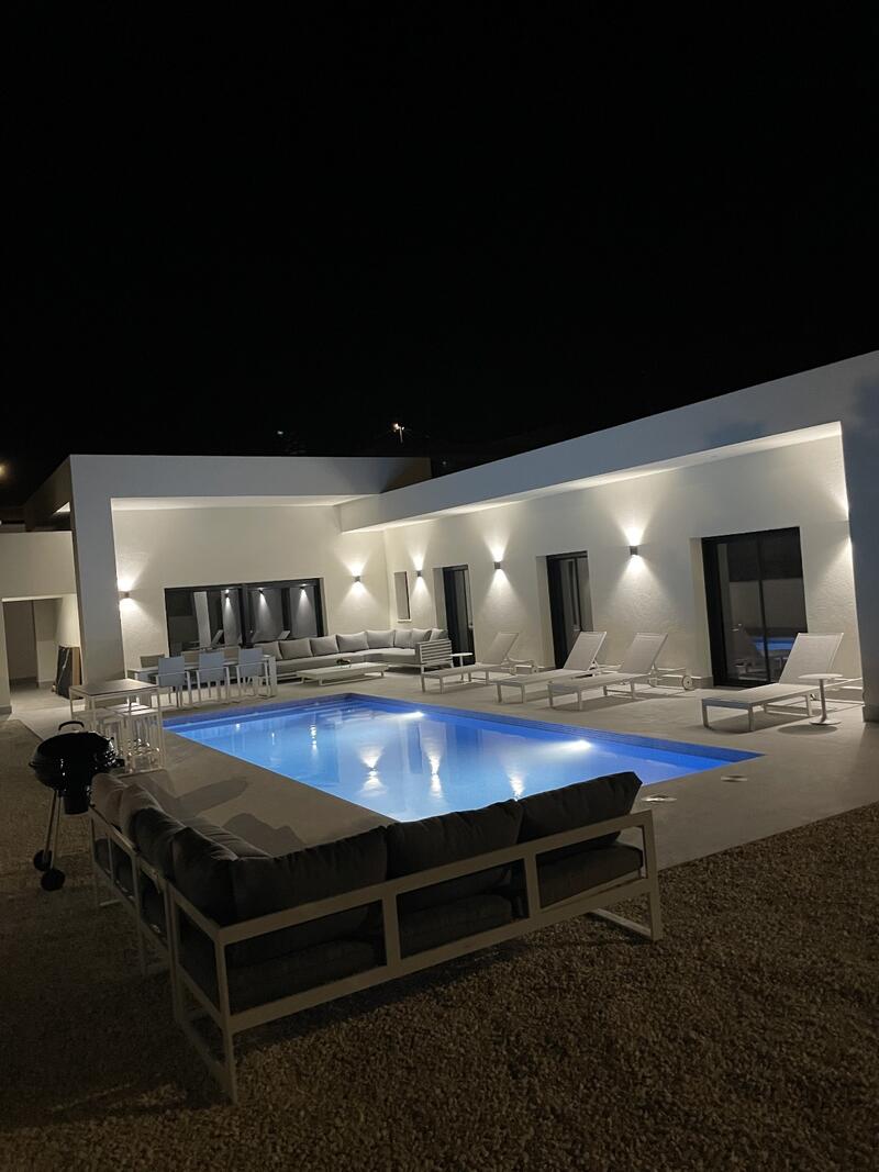 3 bedroom Villa for sale