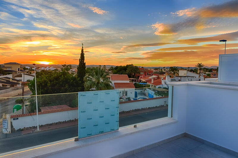 Duplex à vendre dans Pilar de la Horadada, Alicante