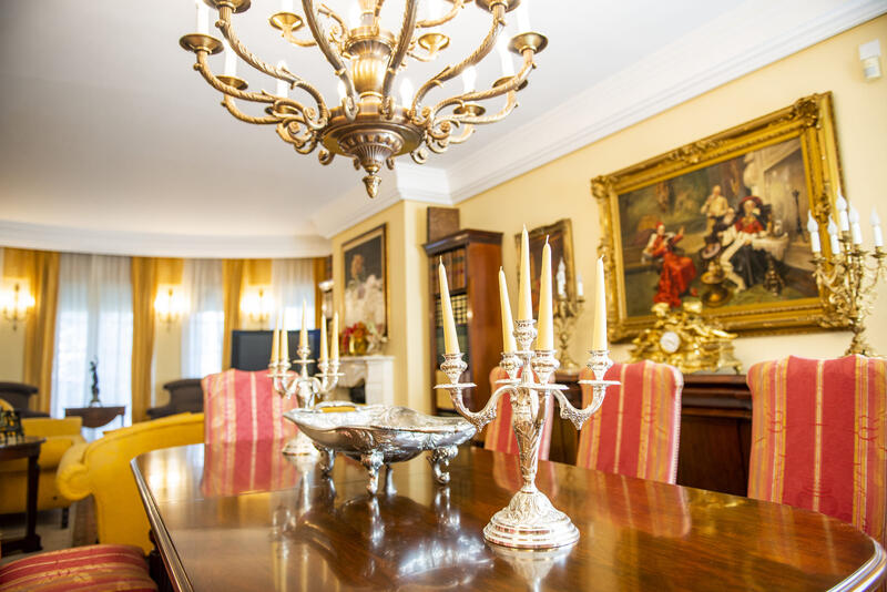 5 bedroom Villa for sale