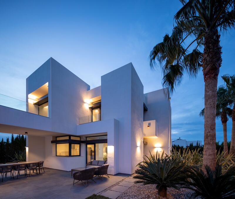 2 Schlafzimmer Villa zu verkaufen