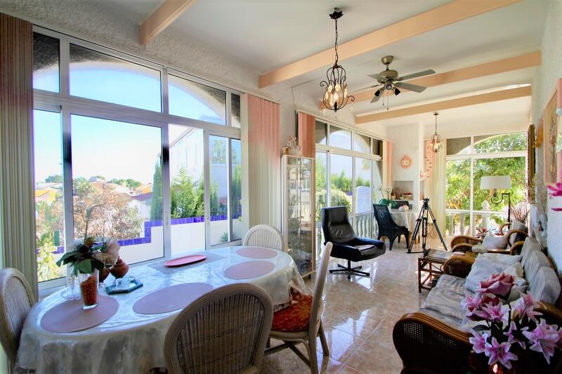 6 chambre Villa à vendre