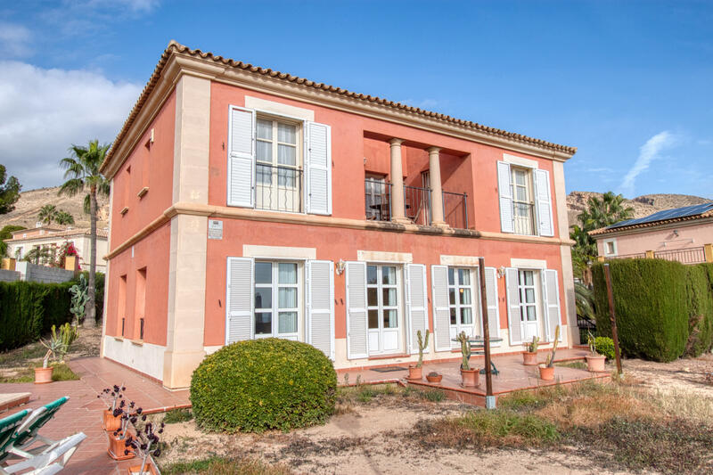 Villa til salg i Benidorm, Alicante