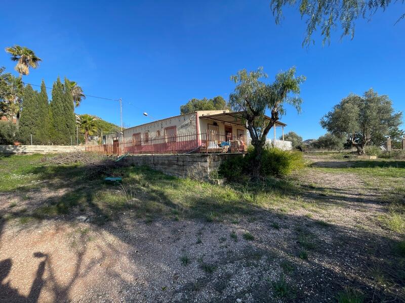 3 bedroom Country House for sale