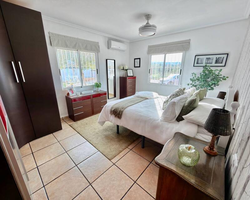 4 bedroom Country House for sale