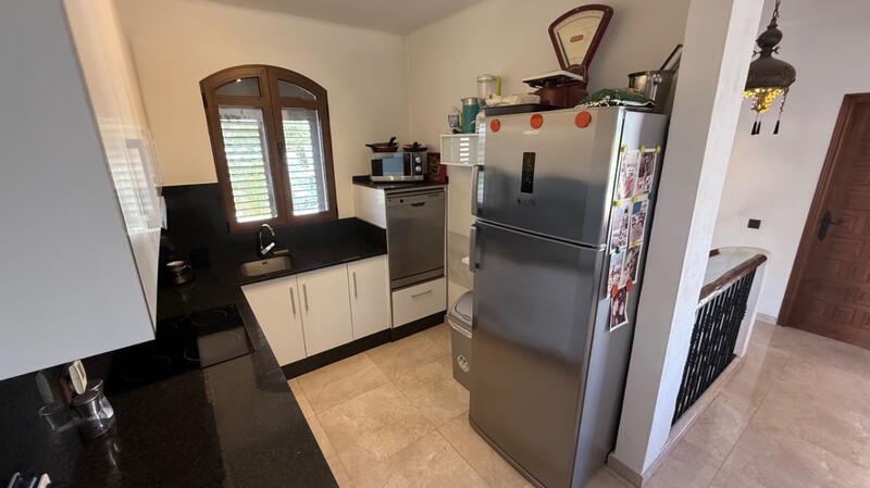 4 bedroom Villa for sale