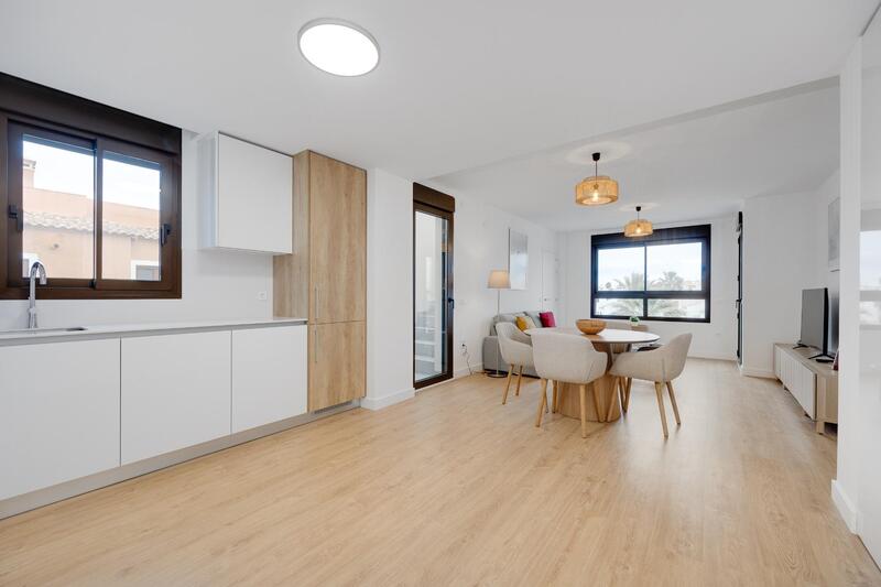 2 bedroom Apartment for sale