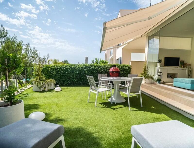 2 slaapkamer Gezinswoning Te koop 2 slaapkamer Gezinswoning Te koop