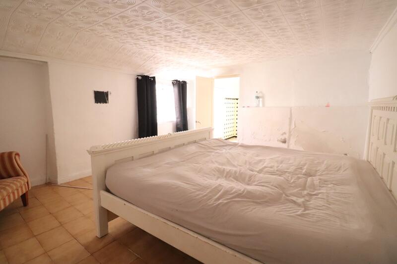 4 Schlafzimmer Stadthaus zu verkaufen