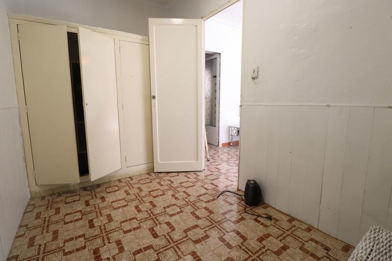 4 Schlafzimmer Stadthaus zu verkaufen