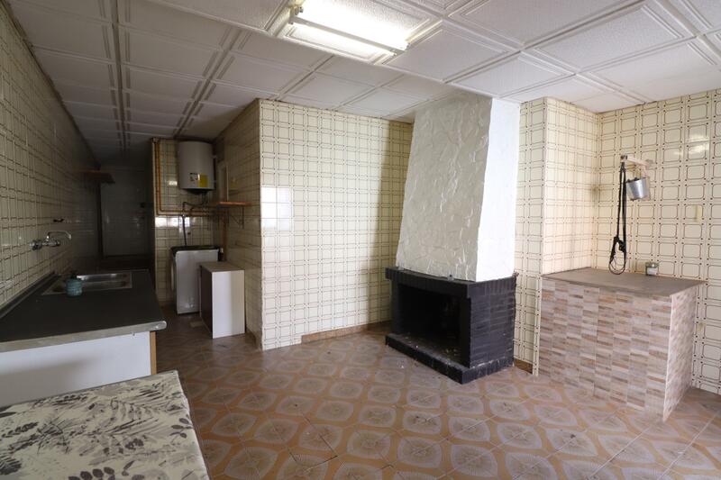 4 Schlafzimmer Stadthaus zu verkaufen