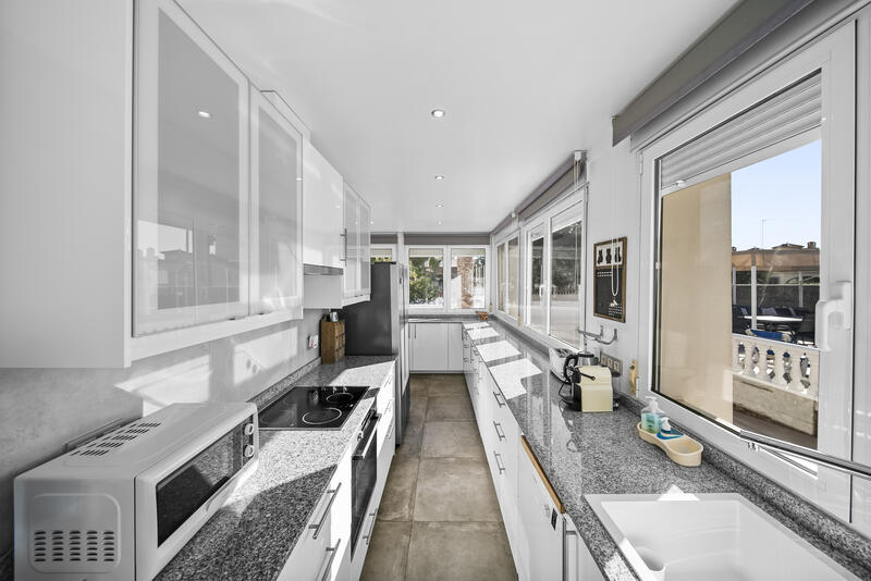 6 soveværelse Villa til salg 6 soveværelse Villa til salg