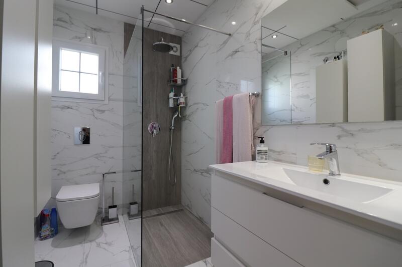 3 Cuarto Villa en venta