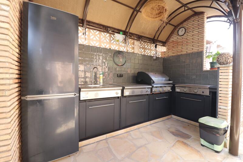 3 Cuarto Villa en venta