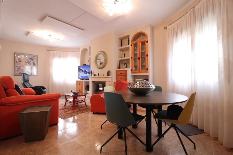 3 Cuarto Villa en venta