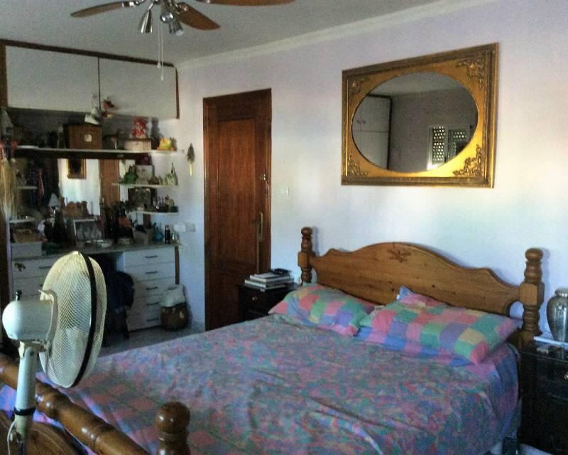 4 soveværelse Landsted til salg