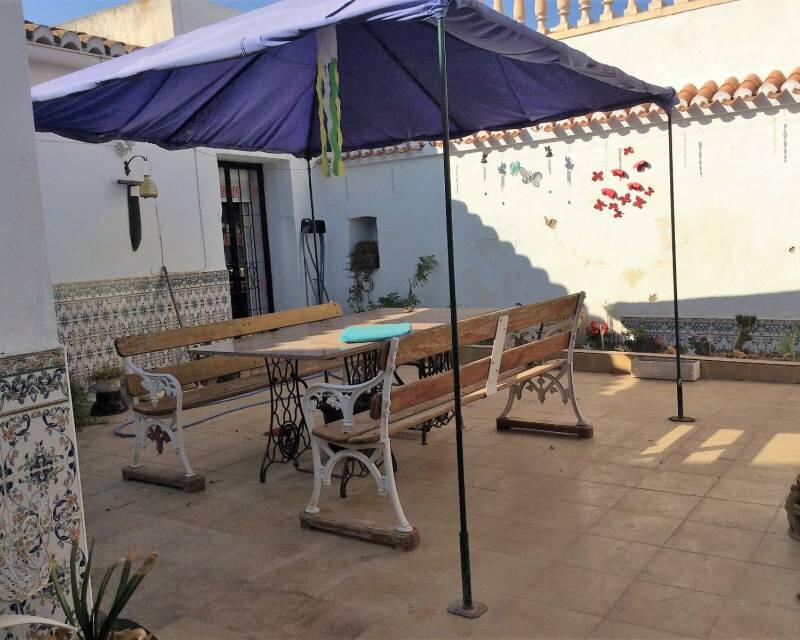 4 soveværelse Landsted til salg