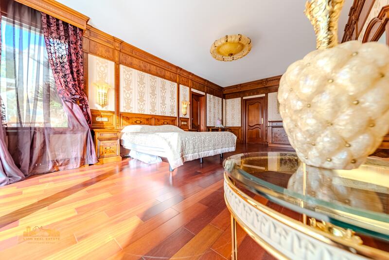 5 soveværelse Villa til salg