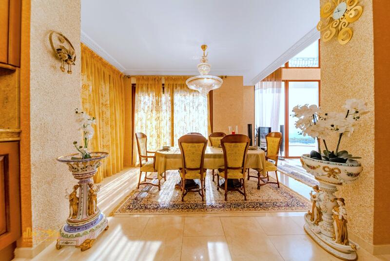 5 soveværelse Villa til salg