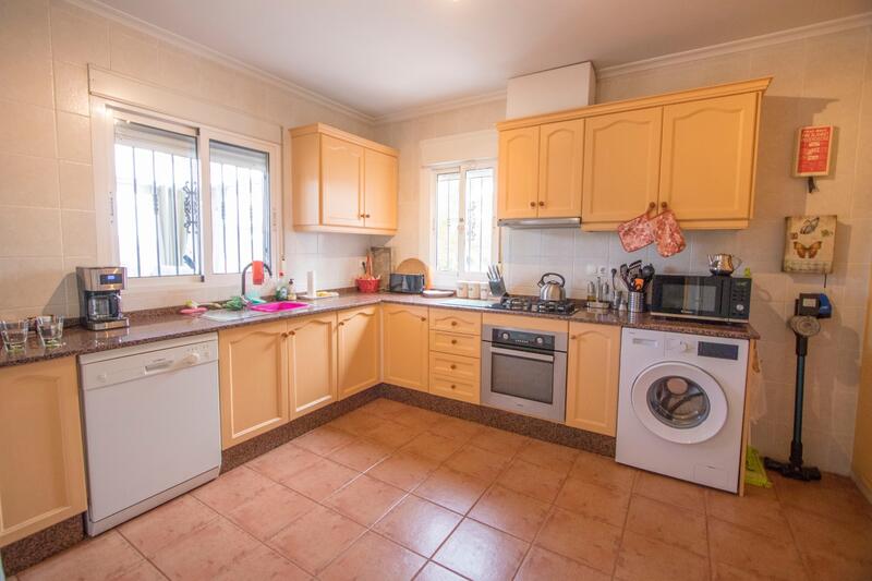 2 soveværelse Landsted til salg