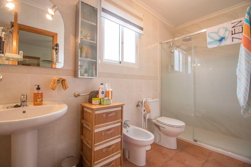 2 soveværelse Landsted til salg