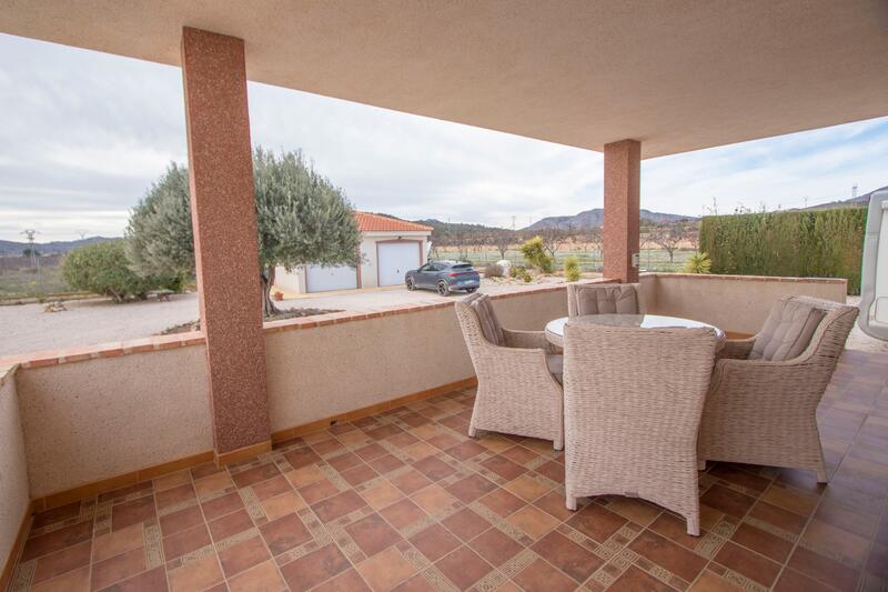 2 soveværelse Landsted til salg