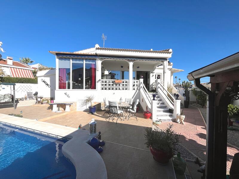 Villa for sale in Ciudad Quesada, Alicante