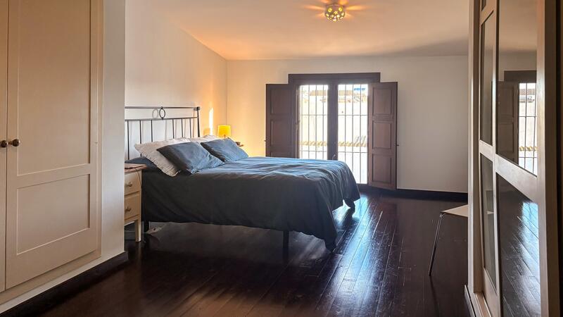 4 slaapkamer Villa Te koop 4 slaapkamer Villa Te koop